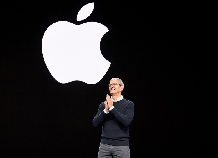 Apples-keynote-event_Tim_Cook-03252019.jpg